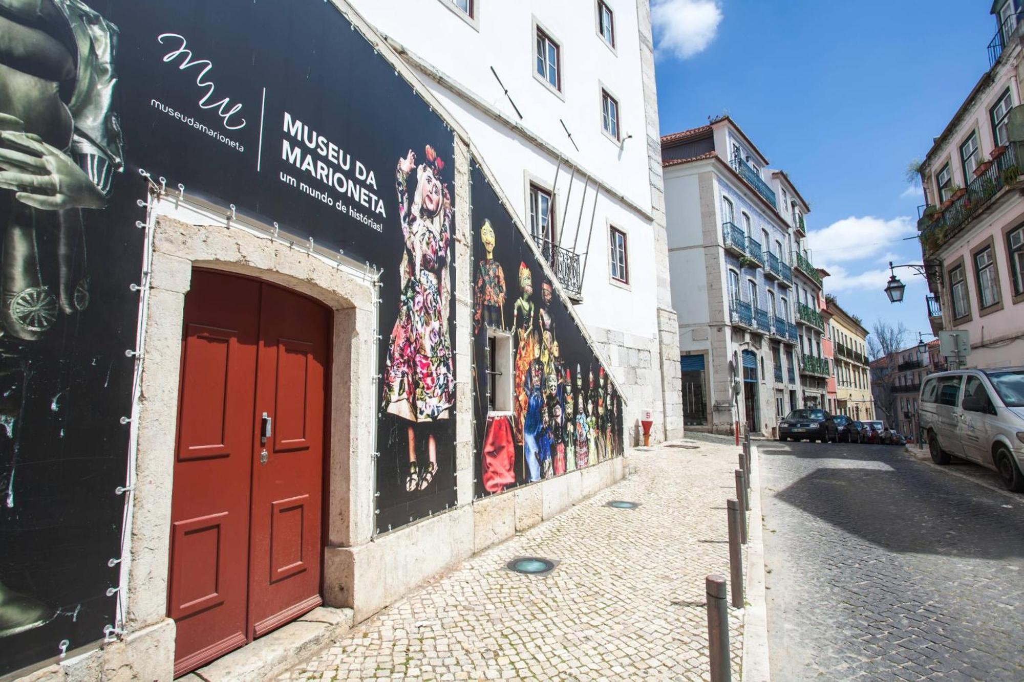 Amalia In Santos * Lisboa